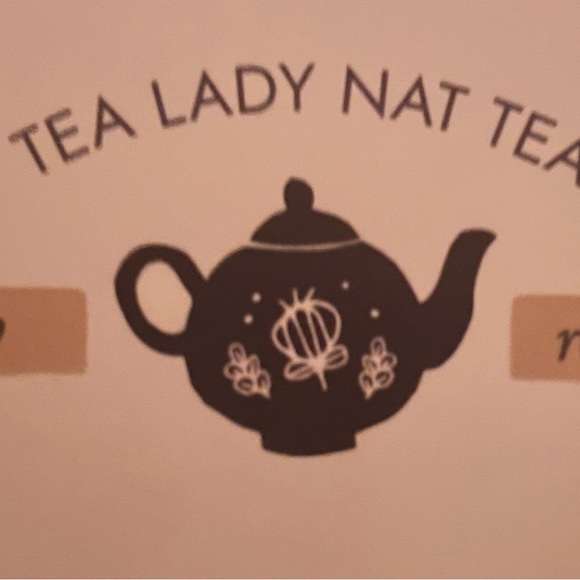 Meet your Posher, Nat - Picture 2 of 5